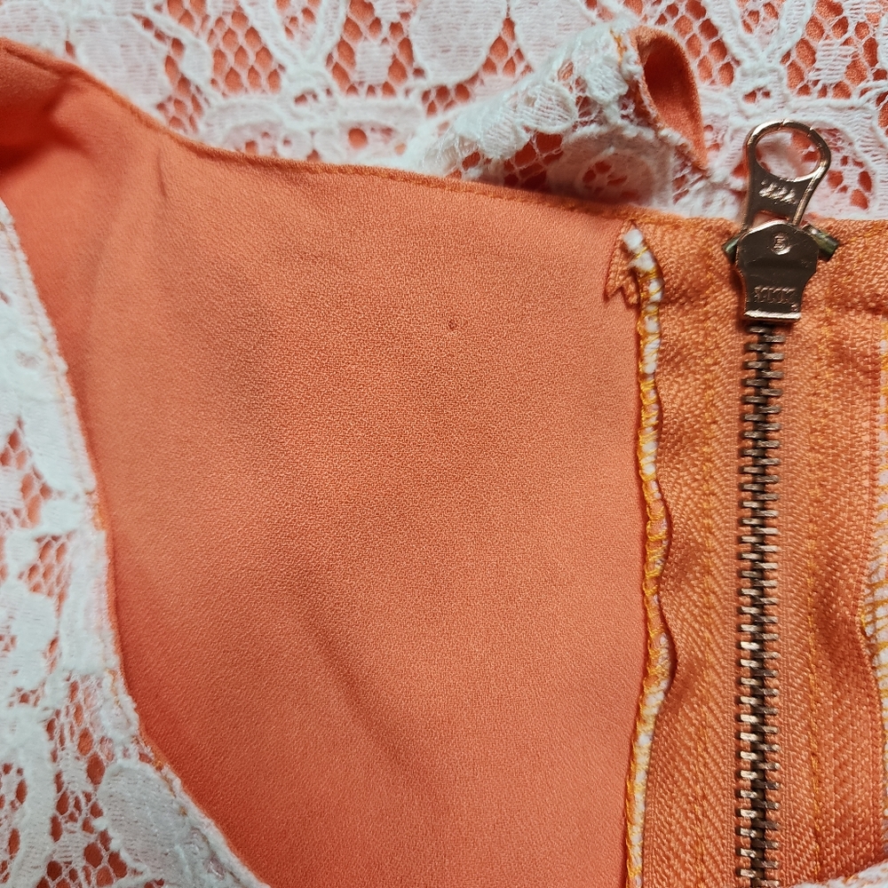 MINKPINK Peach Ivory Lace Cutout Mini Dress Fit Flare Size Medium NWT - Picture 11 of 15